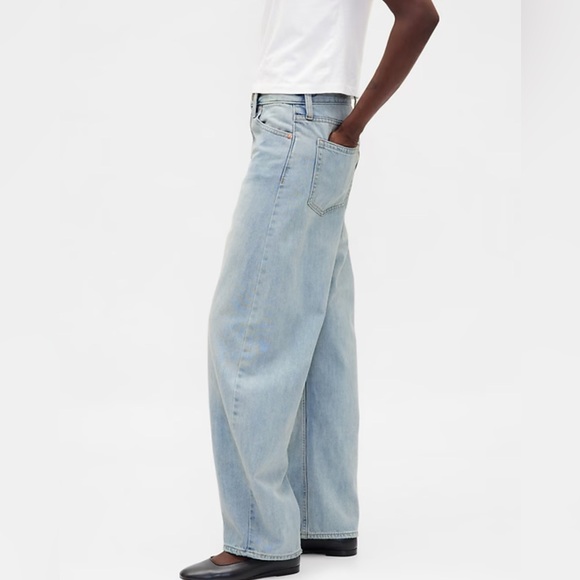 High Rise Ultra Soft Barrel Jeans - Picture 4 of 8